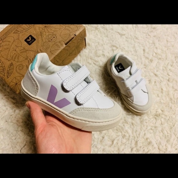 NIB Veja toddler sneaker - Picture 7 of 9